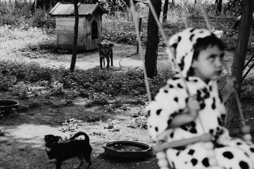 Little lover of reincarnations from the Romanian village