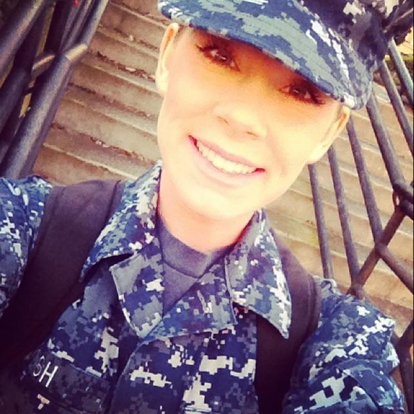 Lo que las chicas militares estadounidenses publican en su Instagram