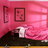 Lo que Queda de la Pornografía: Sets de Películas para Adultos Vacíos