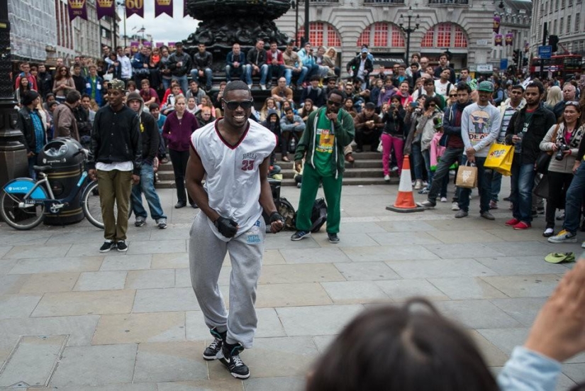 London as a mirror of world civilization