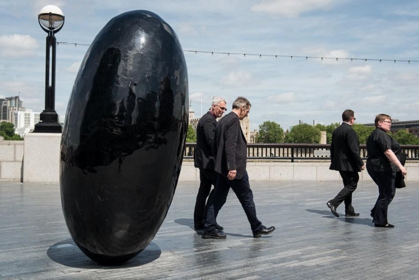 London as a mirror of world civilization