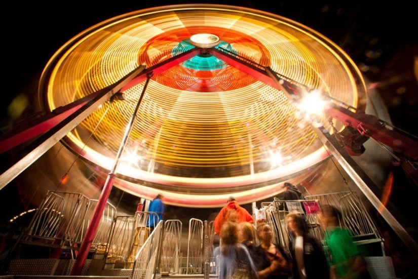 Long exposure Ferris wheels