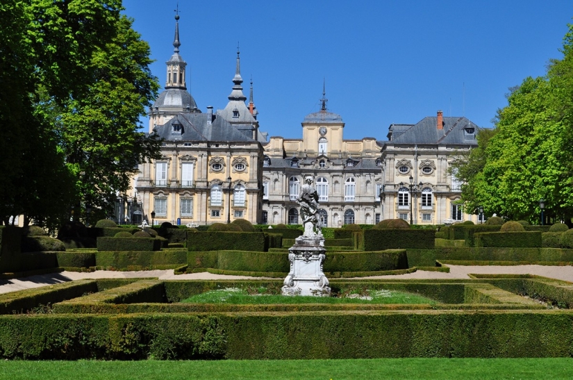 Los 10 mejores castillos y palacios de España Los 10 mejores castillos y palacios de España