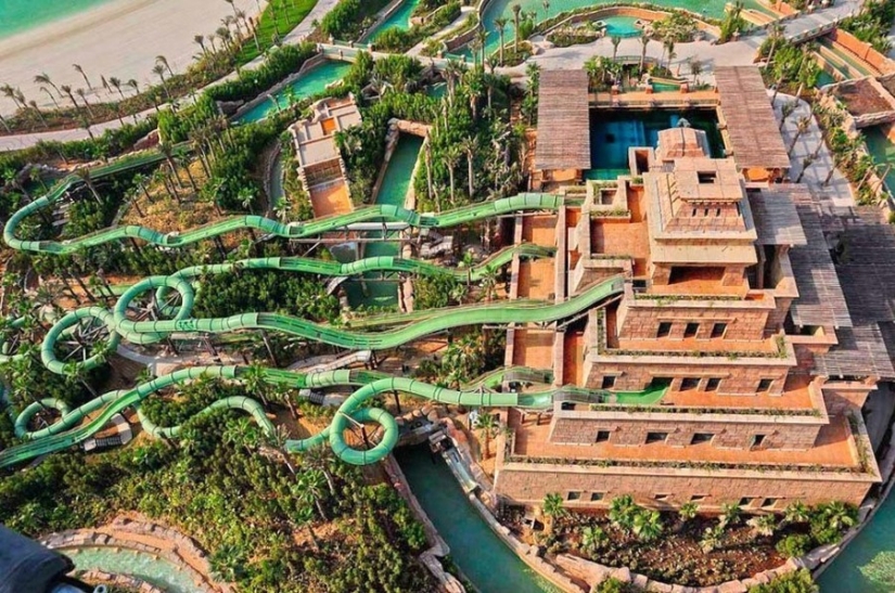Los 10 toboganes más vertiginosos de los parques acuáticos, por los que no todo el mundo se atreve a bajar Los 10 toboganes más vertiginosos de los parques acuáticos, por los que no todo el mundo se atreve a bajar