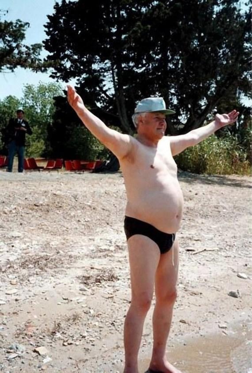 Los 15 trajes de playa más expresivos de los políticos Los 15 trajes de playa más expresivos de los políticos