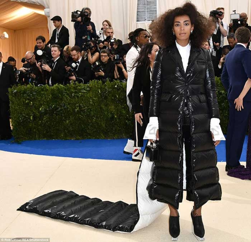 Los atuendos más polémicos de la recepción de la Met Gala 2017