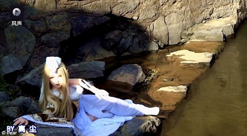 Los chinos comenzaron todo un harén de siete mujeres de goma Los chinos comenzaron todo un harén de siete mujeres de goma