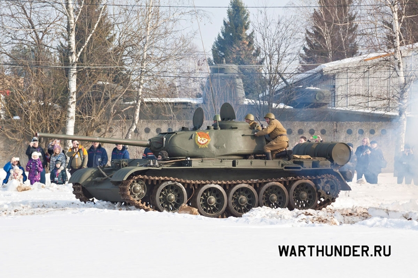 Los desarrolladores del juego militar War Thunder ("Thunder of War") restauraron el tanque T-44