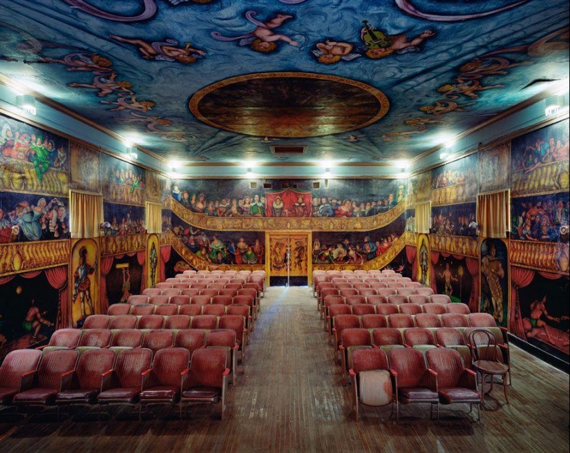 Los interiores más impresionantes de los teatros de ópera más famosos del mundo.