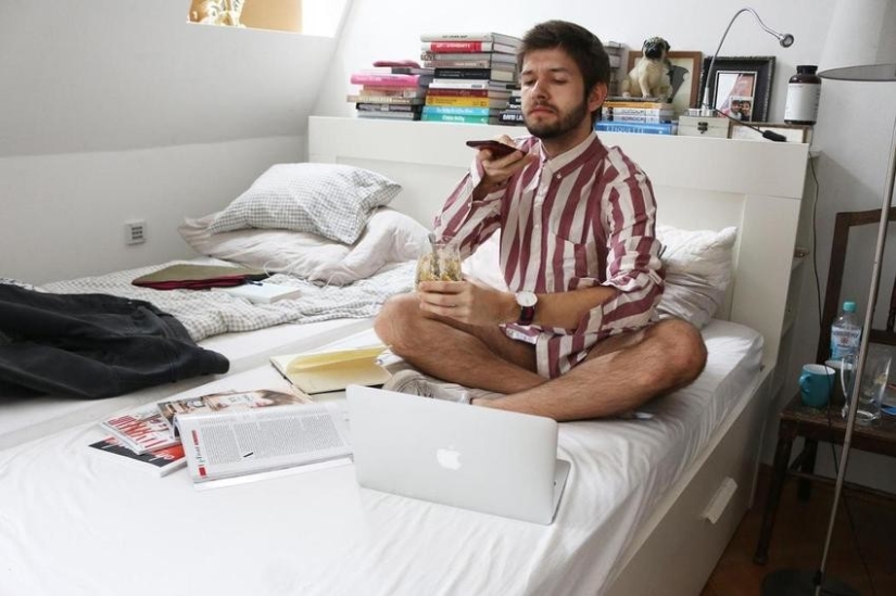 Los problemas de las estrellas de Instagram: los pasteles veganos son insípidos y hace frío en los pantalones con puertas