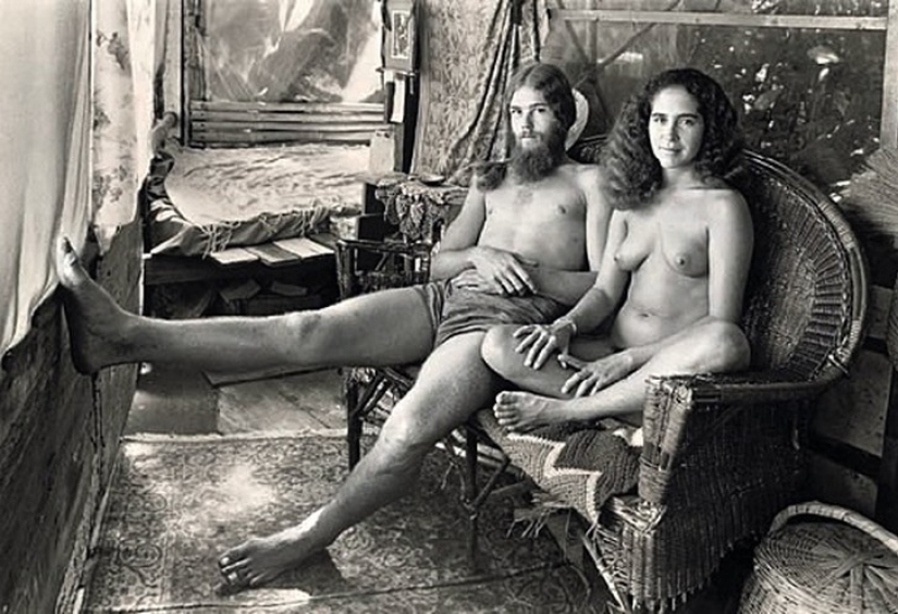 Lost Paradise: Hippie Camp in Hawaii Lost Paradise: Hippie Camp in Hawaii