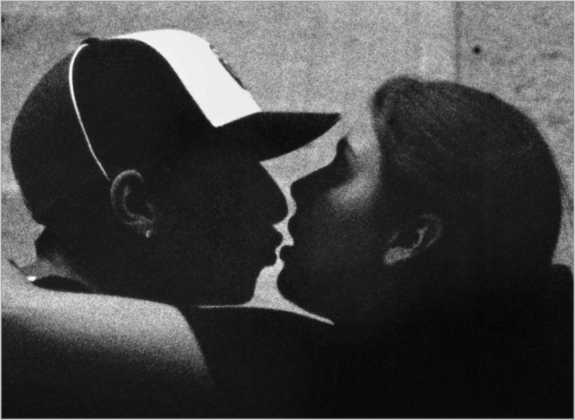 Lovers on the streets of New York