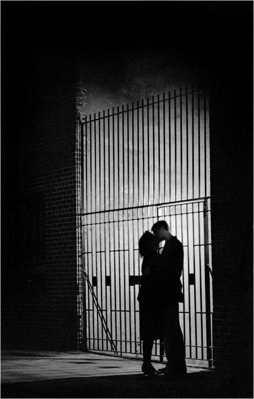 Lovers on the streets of New York