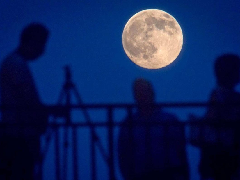 Última superluna de este año Última superluna de este año