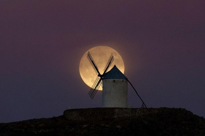 Última superluna de este año Última superluna de este año