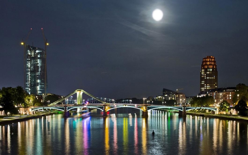 Última superluna de este año Última superluna de este año