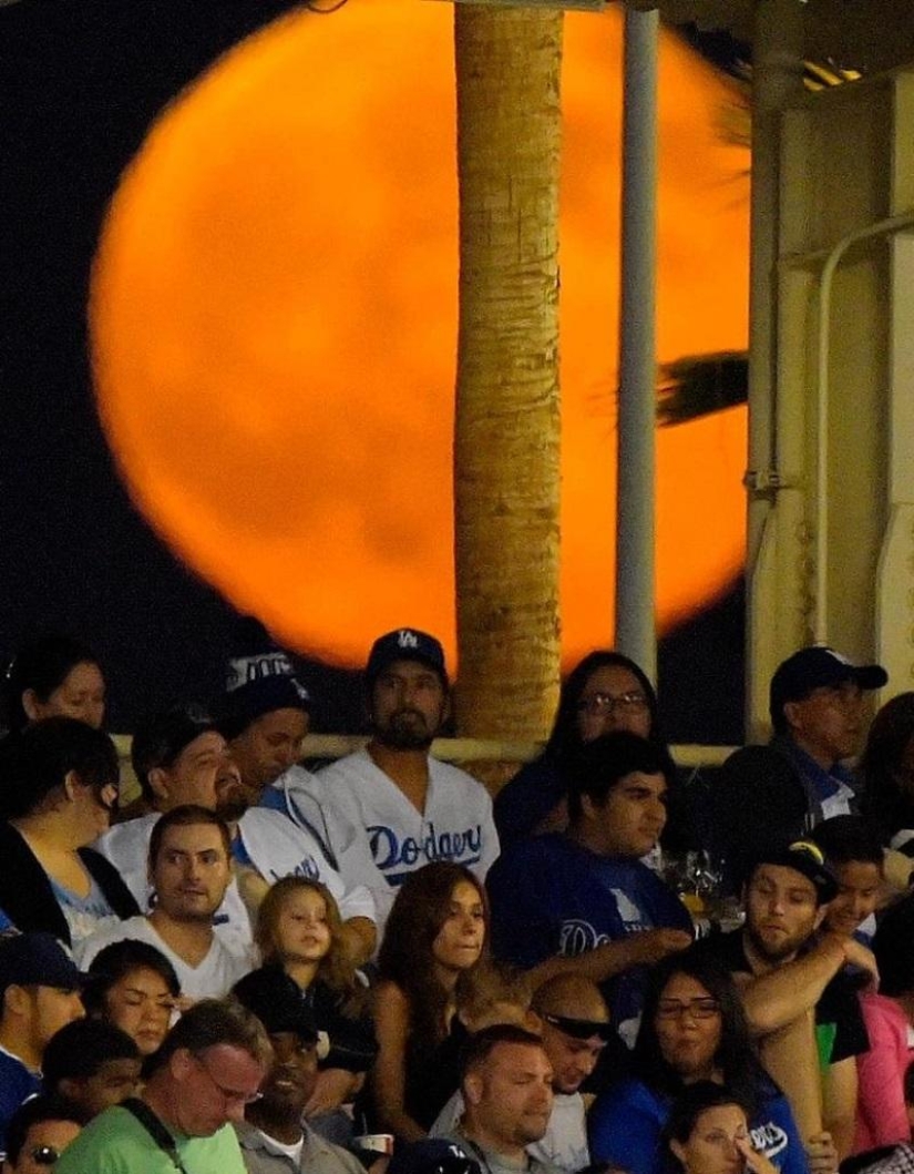 Última superluna de este año Última superluna de este año