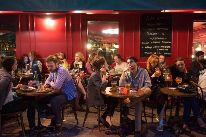 Último día de fumar en clubes, restaurantes y bares