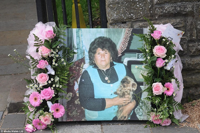 Lujoso funeral de la Reina Gitana Inglesa Lujoso funeral de la Reina Gitana Inglesa