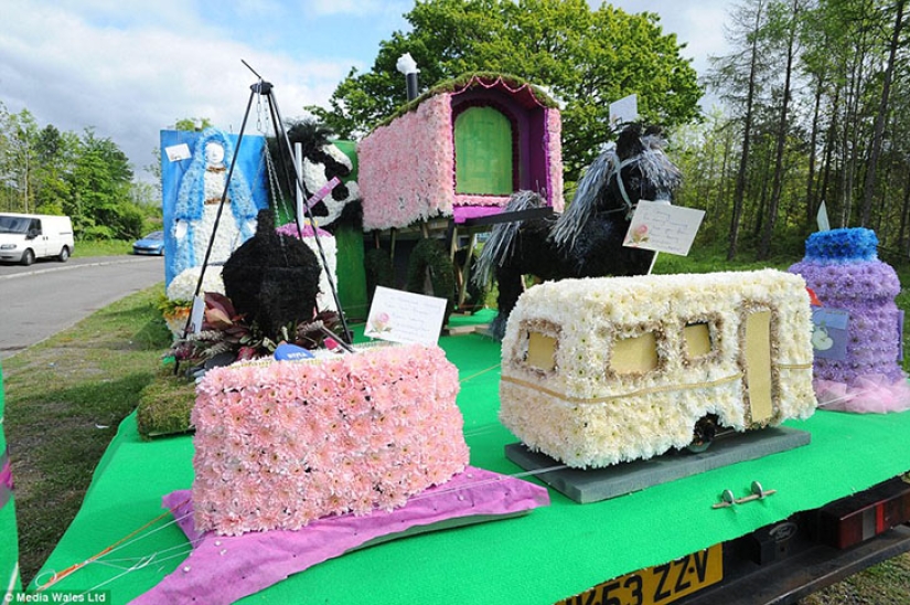 Lujoso funeral de la Reina Gitana Inglesa Lujoso funeral de la Reina Gitana Inglesa
