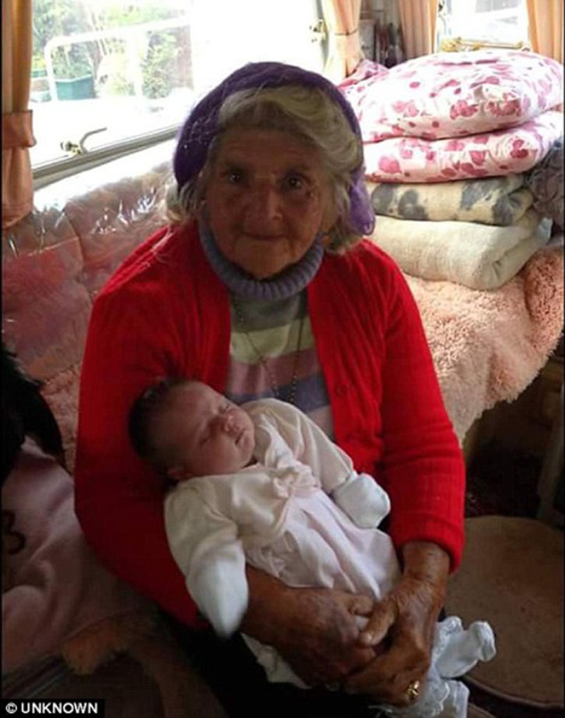 Luxurious funeral of the English Gypsy Queen Luxurious funeral of the English Gypsy Queen