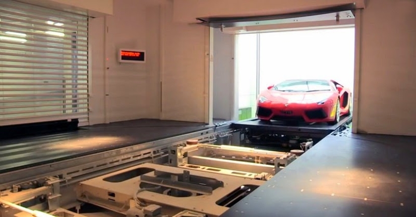 Luxury apartments in Singapore with private garage