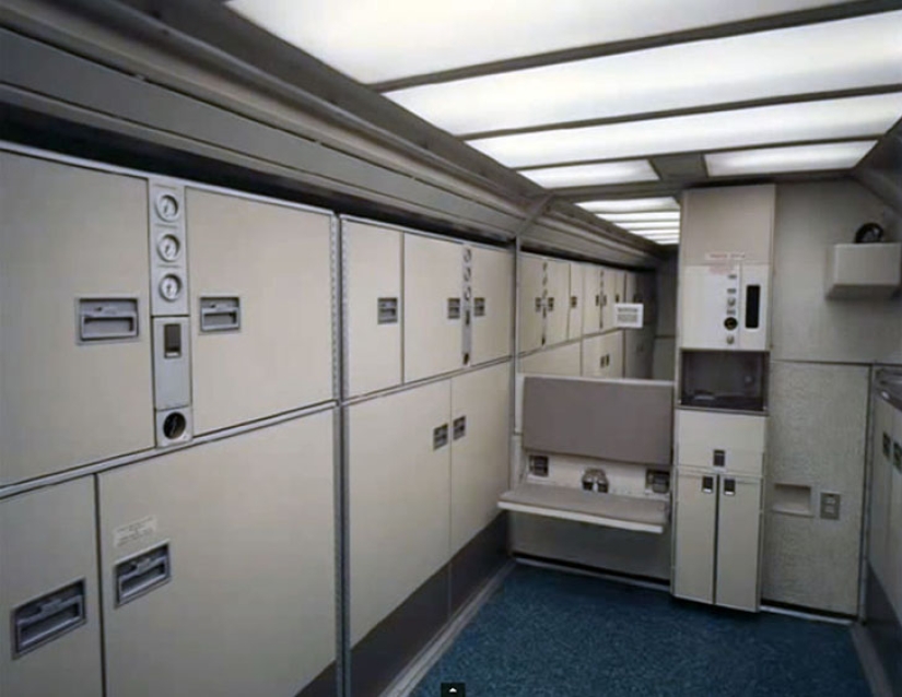 Luxury flight in the seventies on a Boeing 747