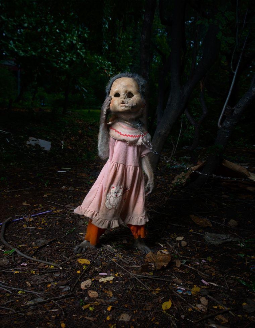 Macaques in masks - an eerie sight Macaques in masks - an eerie sight