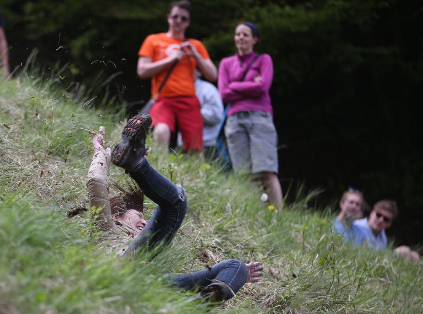 May&#39;s most ridiculous and cutthroat competition: Cooperschild Cheese Race 2013