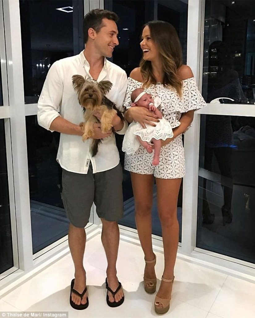 Me gusta desde los primeros minutos de vida: la hija de una bloguera de moda en una selfie de la sala de maternidad