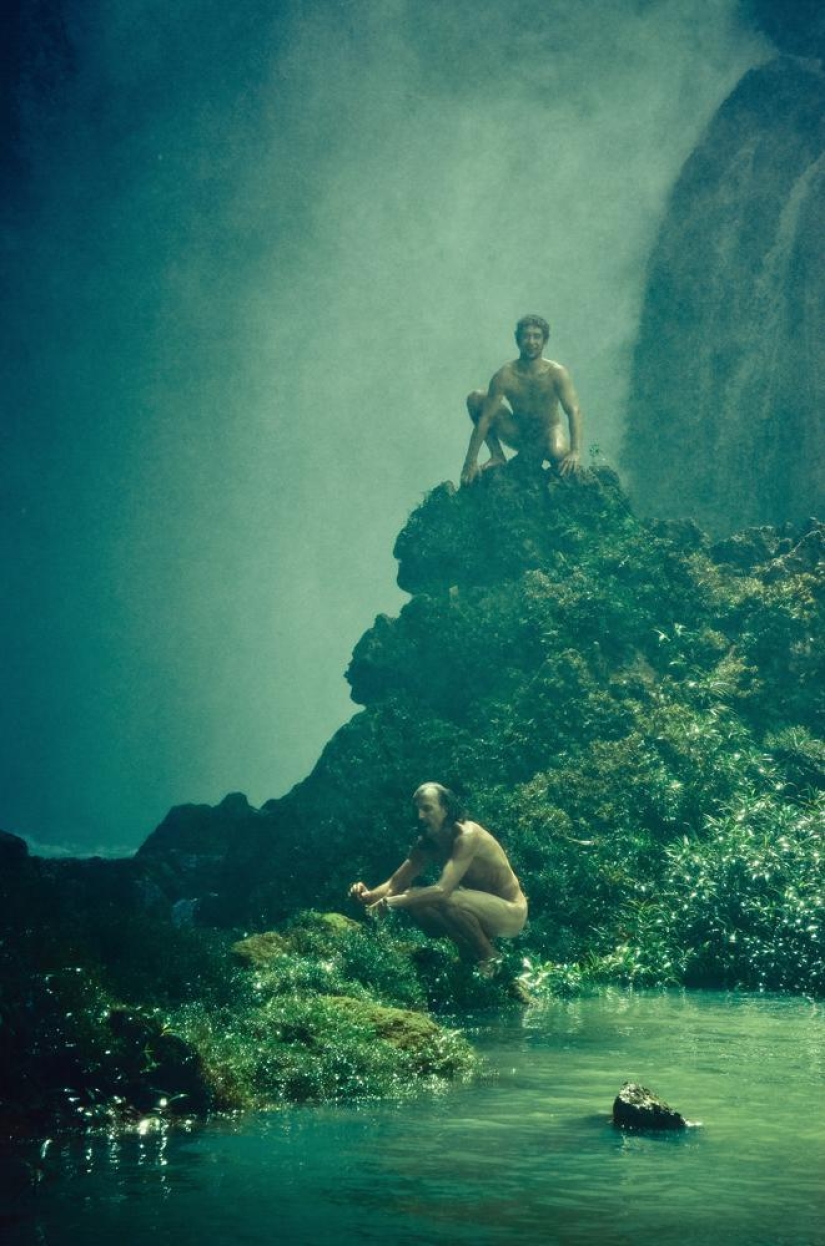 "Meeting of the rainbow tribes": meetings of modern hippies