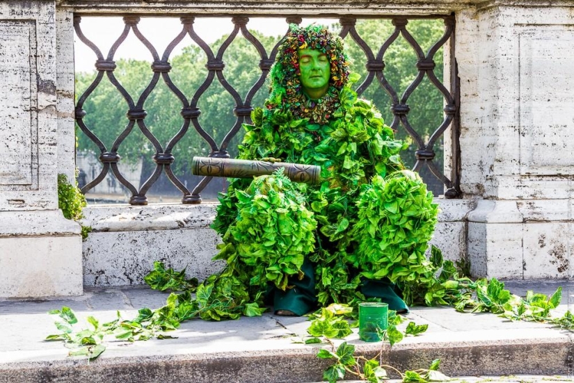 Mendigos callejeros en Roma
