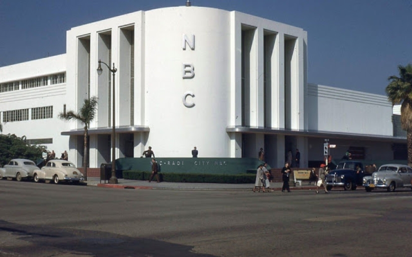 Mientras la URSS estaba en guerra con los fascistas: fotos en color de la pacífica Los Ángeles durante la Segunda Guerra Mundial y después Mientras la URSS estaba en guerra con los fascistas: fotos en color de la pacífica Los Ángeles durante la Segunda Guerra Mundial y después