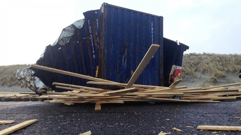 Miles de "sorpresas más amables" fueron arrastradas por una tormenta en la costa de la isla alemana
