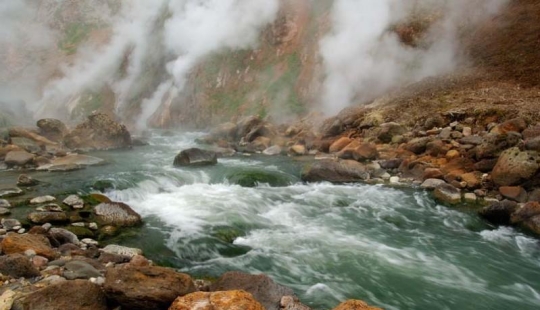 Miracle of nature - Geysernaya river Miracle of nature - Geysernaya river