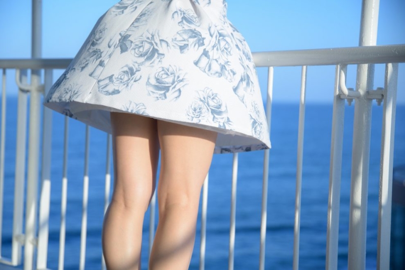 Misterioso fotógrafo japonés dispara solo los muslos de las mujeres