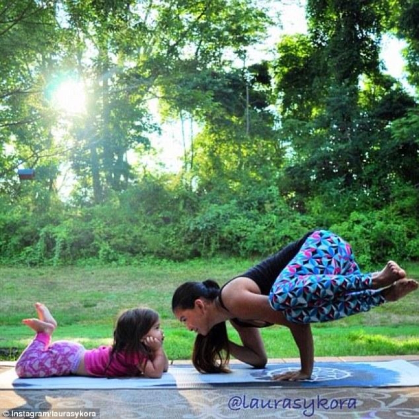 Mom and daughter yoga classes have conquered the world