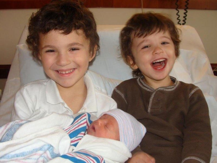 Moments from the life of ordinary people Moments from the life of ordinary people