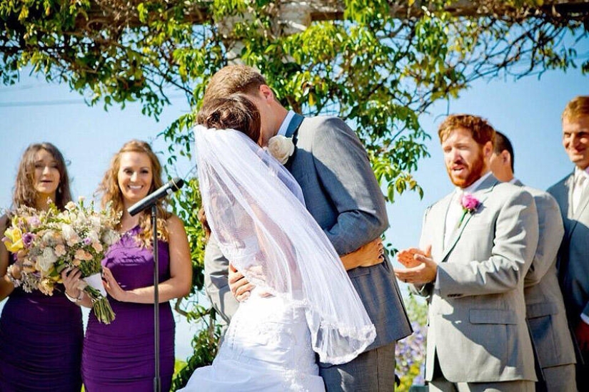 Moments from the life of ordinary people Moments from the life of ordinary people