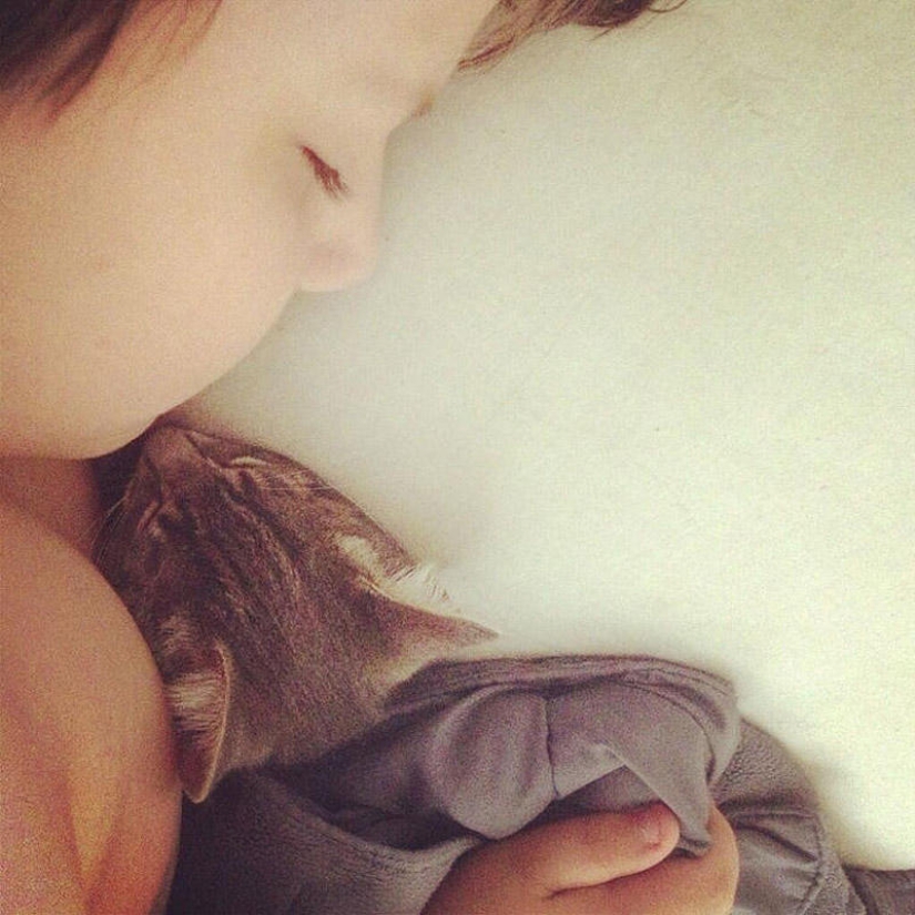 Moments from the life of ordinary people Moments from the life of ordinary people