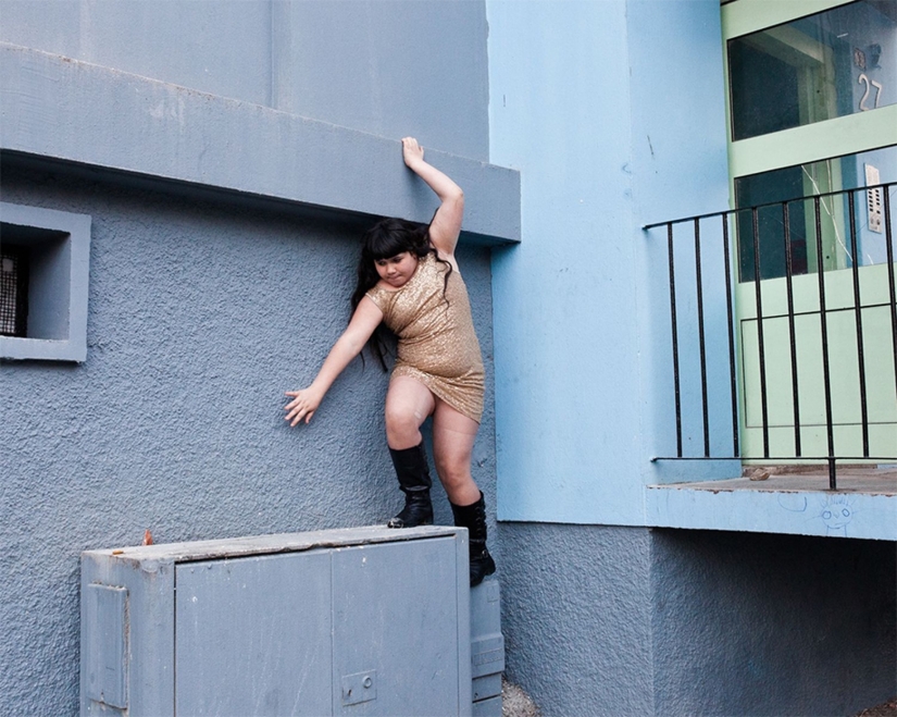 Moments of Life: The best works of LensCulture Exposure Awards