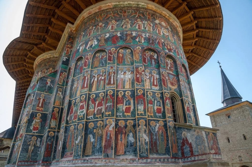 Monasteries in Romania, where amazing frescoes are not inside, but outside