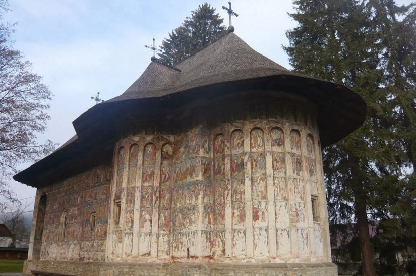 Monasteries in Romania, where amazing frescoes are not inside, but outside