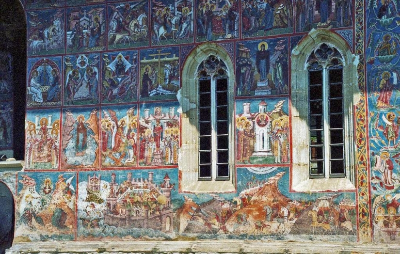 Monasteries in Romania, where amazing frescoes are not inside, but outside