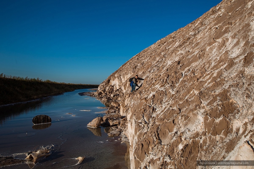 Montones de desechos. Montañas Soligorsk. Paisajes espaciales de Bielorrusia Montones de desechos. Montañas Soligorsk. Paisajes espaciales de Bielorrusia