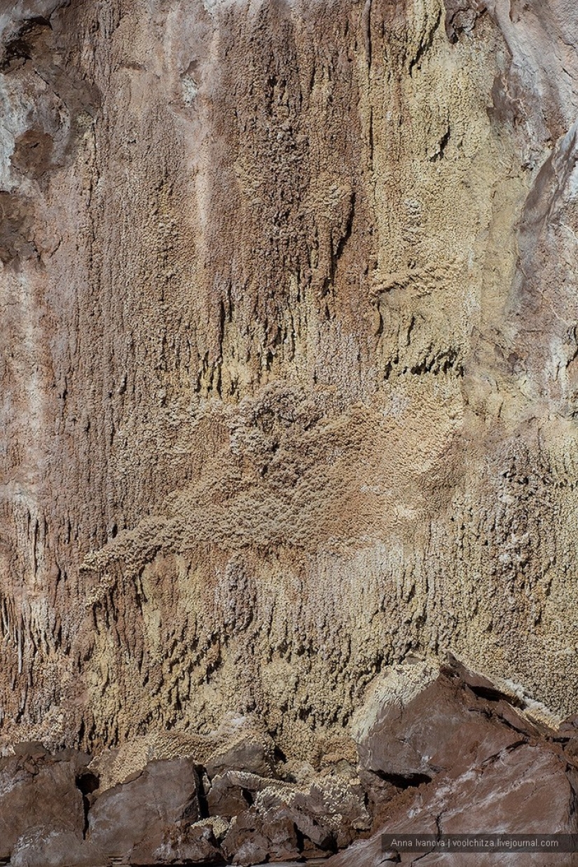 Montones de desechos. Montañas Soligorsk. Paisajes espaciales de Bielorrusia Montones de desechos. Montañas Soligorsk. Paisajes espaciales de Bielorrusia