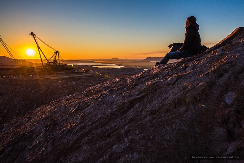 Montones de desechos. Montañas Soligorsk. Paisajes espaciales de Bielorrusia Montones de desechos. Montañas Soligorsk. Paisajes espaciales de Bielorrusia