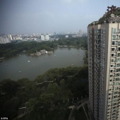 Mountain villa on the roof of an apartment building