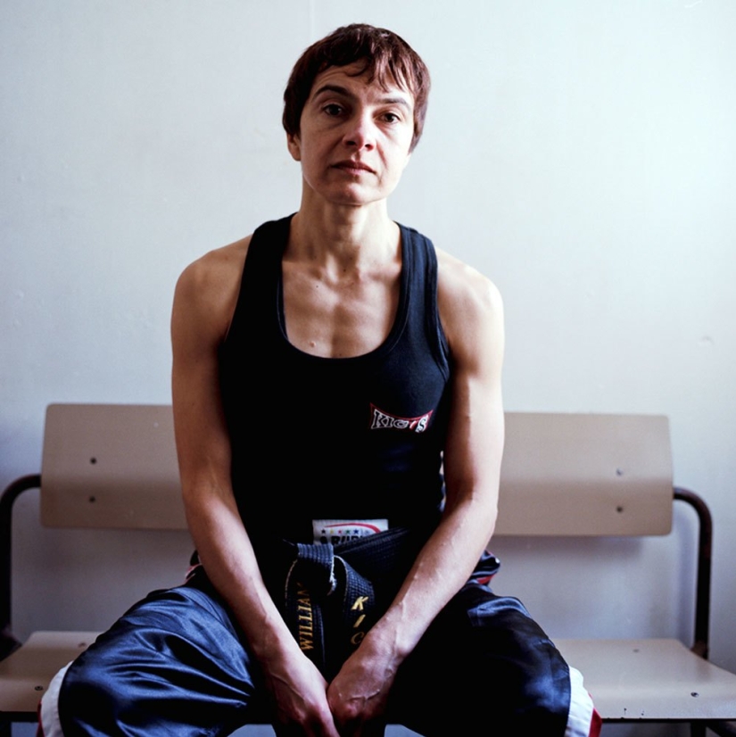 "Mujeres con puños": Kickboxers después de la pelea "Mujeres con puños": Kickboxers después de la pelea