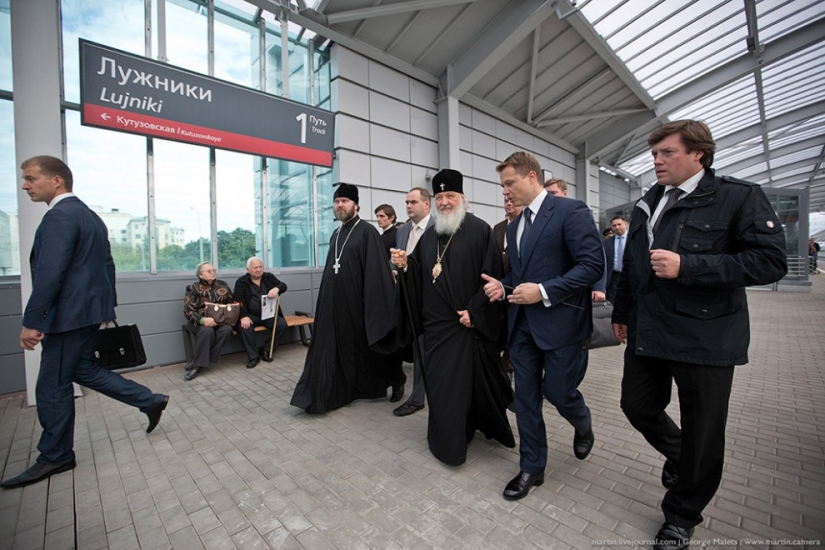 Muscovites will be allowed in a circle: the opening of the Moscow Central Ring